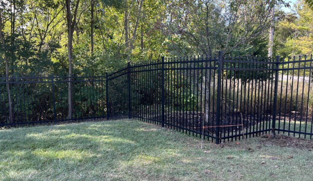 6' H Commerical EFS10-Matte Black 3