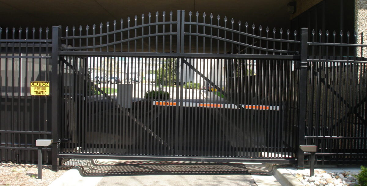 EFS-10 w estate top and opt picket space